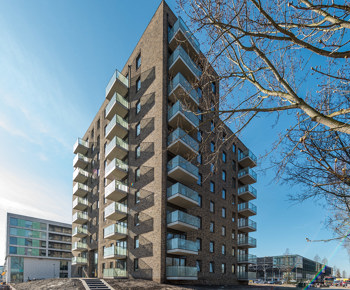 Molenwiek - Hoogbouw in Almere-Buiten met een prefab betoncasco en vloeren